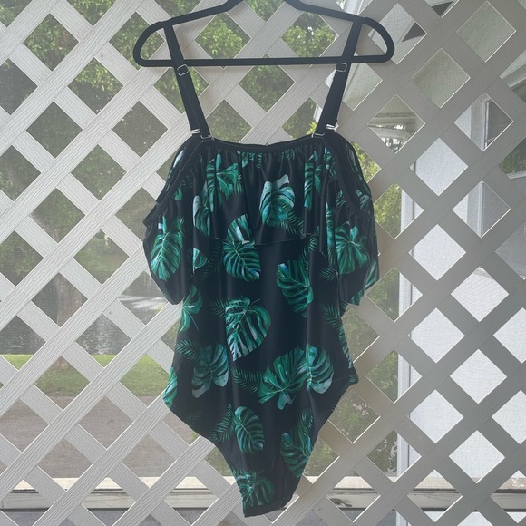 Daci Tropical Off-Shoulder One-Piece Swimsuit - Picture 5 of 12